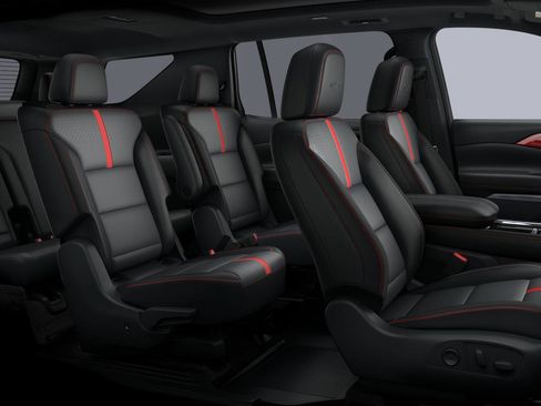 New 2026 Chevrolet Traverse RS w/ LPO, Floor Liner Package AWD/4WD image 54