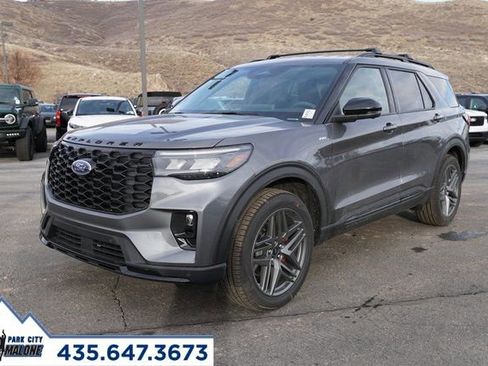 New 2026 Ford Explorer ST-Line w/ ST-Line Street Pack image 25