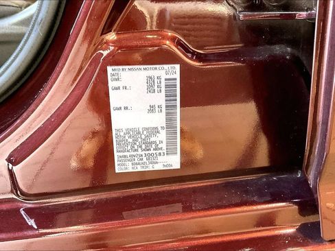 Used 2025 Nissan Altima 2.5 SV FWD image 37