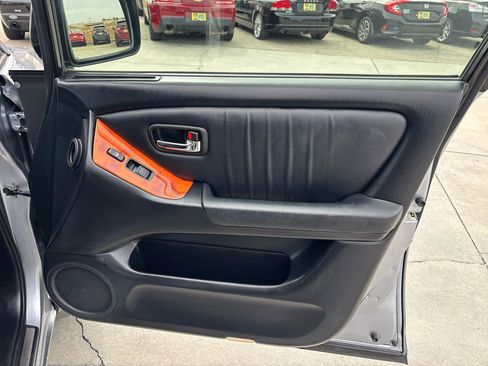 Used 2001 Lexus RX 300 4WD image 24