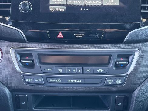 Used 2023 Honda Passport TrailSport image 15