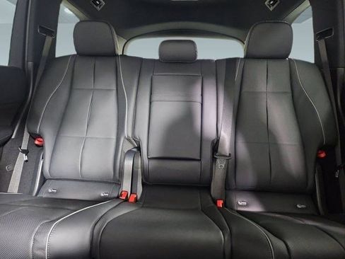 New 2025 Mercedes-Benz GLS 580 4MATIC image 29