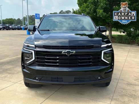 Used 2025 Chevrolet Tahoe RST w/ Comfort Package AWD/4WD image 2