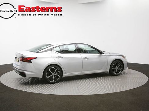 Used 2023 Nissan Altima 2.5 SR FWD image 38