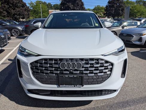 Used 2025 Audi Q5 Premium Plus w/ Premium Plus AWD/4WD image 7