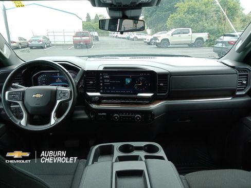 Certified 2025 Chevrolet Silverado 1500 LT AWD/4WD image 8