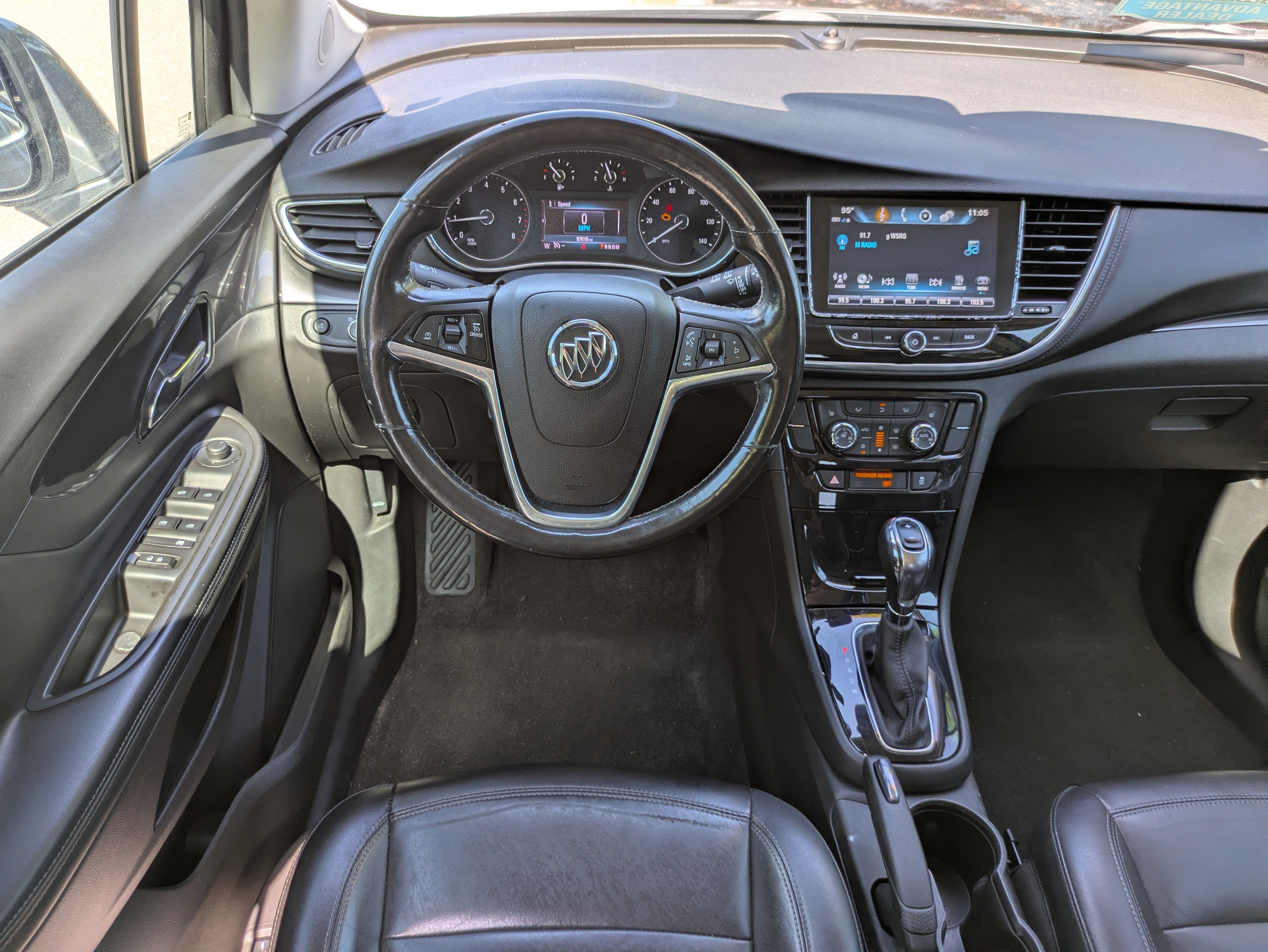 Used 2020 Buick Encore Essence FWD image 17