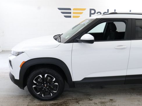 Used 2023 Chevrolet TrailBlazer LT w/ Convenience Package image 4