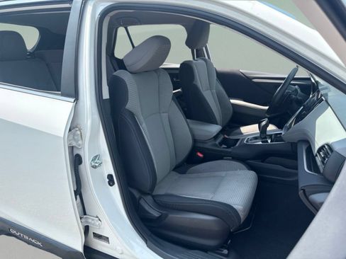 Used 2024 Subaru Outback Premium AWD/4WD image 26