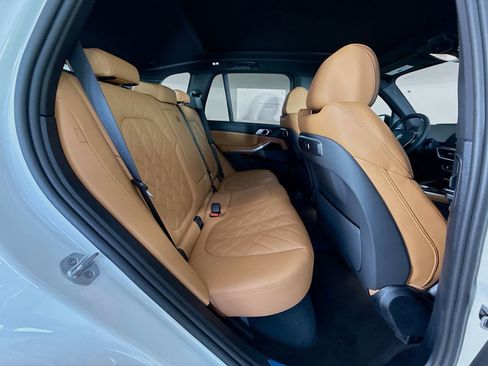 New 2026 BMW X5 xDrive50e AWD/4WD image 29