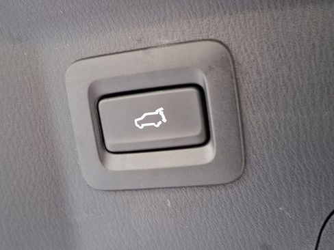 Used 2022 MAZDA CX-9 Touring w/ Touring Premium Package image 31