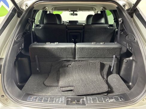 Used 2022 Mitsubishi Outlander SE image 12