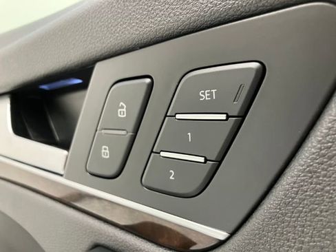 Used 2018 Audi Q5 2.0T Premium Plus w/ Premium Plus Package AWD/4WD image 61