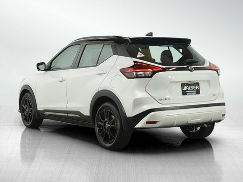 Used 2024 Nissan Kicks SR w/ SR Premium Package image 3