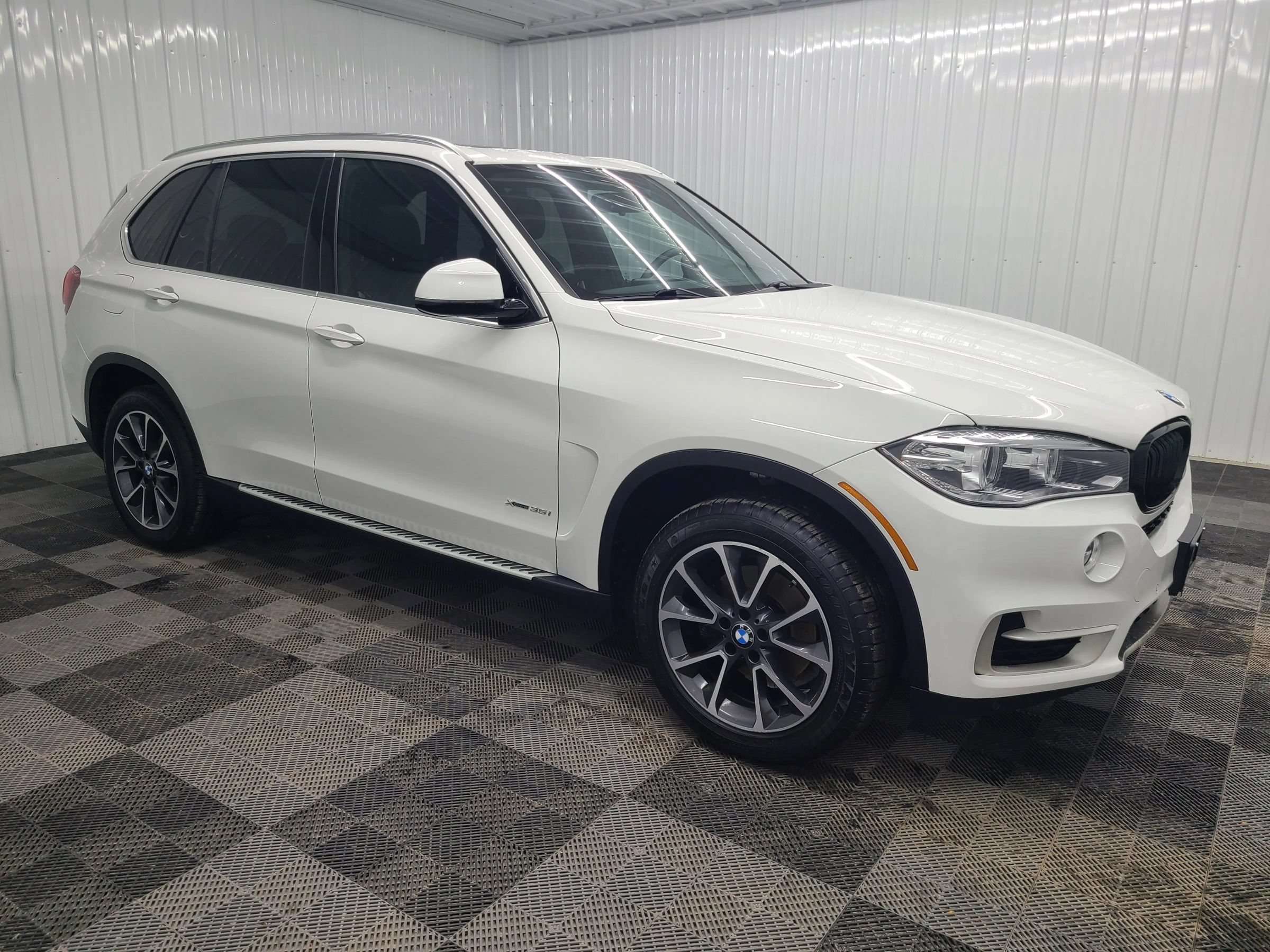 Used 2017 BMW X5 xDrive35i AWD/4WD image 10