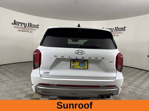 Used 2024 Hyundai Palisade Calligraphy AWD/4WD image 6