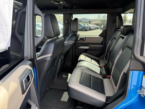 Used 2023 Ford Bronco 4-Door AWD/4WD image 27