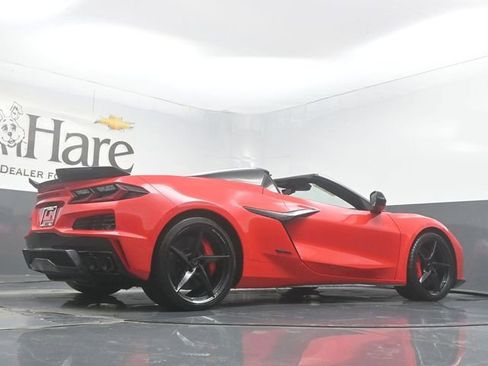 New 2026 Chevrolet Corvette E-Ray w/ Stealth Interior Trim Package image 13