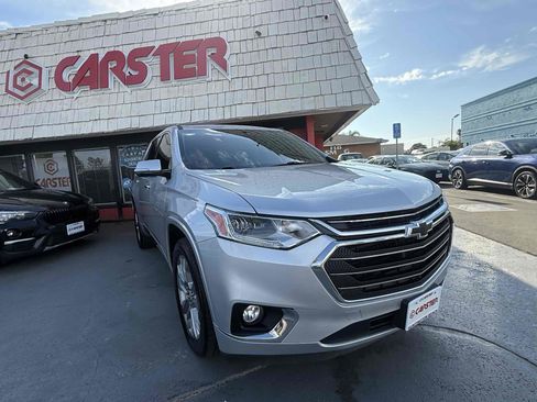 Used 2018 Chevrolet Traverse Premier image 52