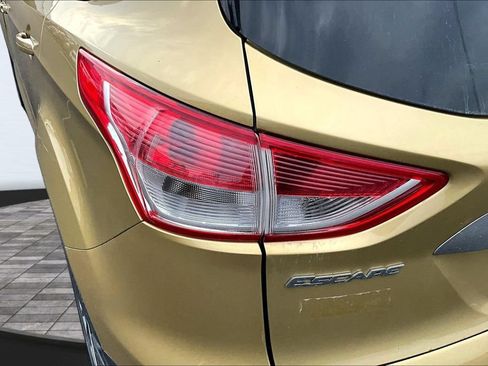 Used 2014 Ford Escape Titanium w/ Equipment Group 401A AWD/4WD image 19