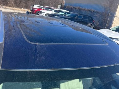 Used 2023 Buick Enclave Essence w/ Experience Buick Package image 10