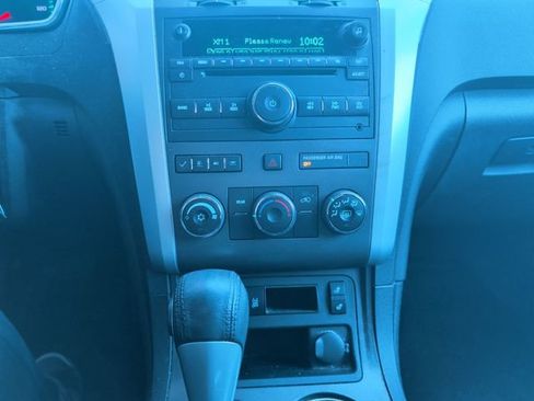 Used 2012 Chevrolet Traverse LT FWD image 20