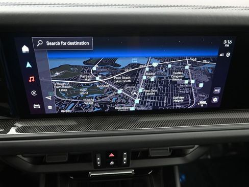 Certified 2025 Porsche Cayenne GTS image 21