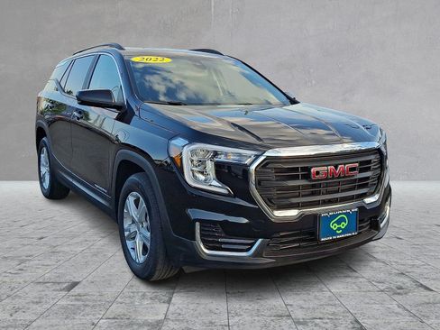 Certified 2022 GMC Terrain SLE w/ Driver Convenience Package FWD image 3
