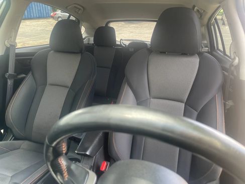 Used 2021 Subaru Crosstrek 2.0i Premium AWD/4WD image 14