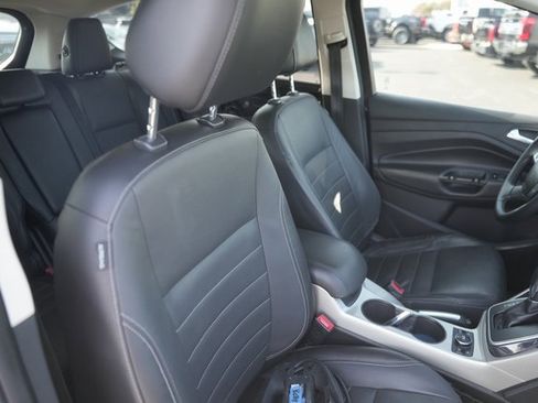 Used 2014 Ford C-MAX Energi SEL w/ Equipment Group 303A image 16