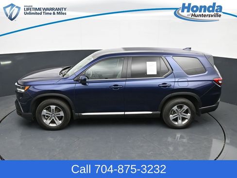 Used 2025 Honda Pilot EX-L image 36