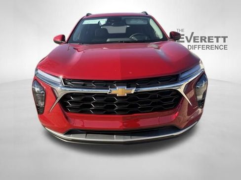 New 2026 Chevrolet Trax LT w/ Driver Confidence Package image 7