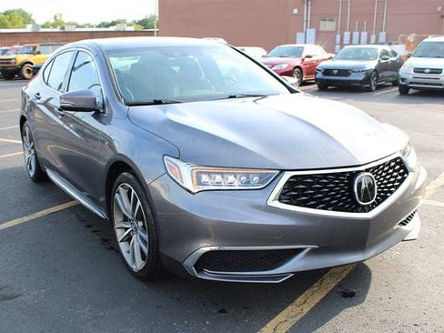 Used 2019 Acura TLX V6 w/ Technology Package FWD image 4