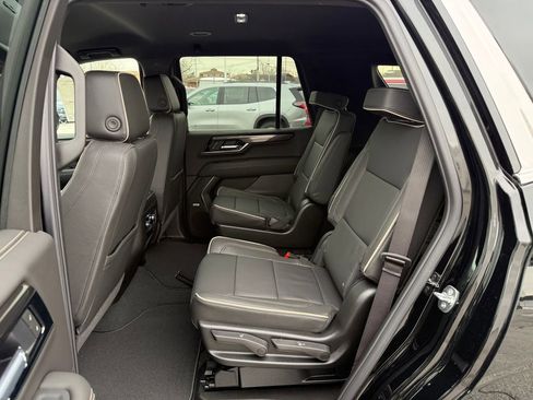 New 2026 GMC Yukon Elevation image 15