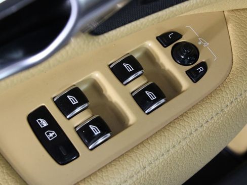 Used 2018 Volvo S90 T5 Momentum w/ Convenience Package image 20