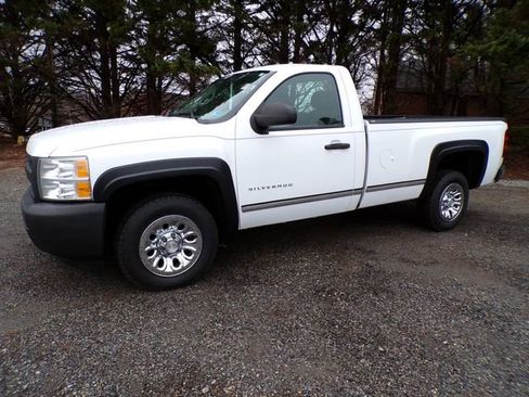 Used 2012 Chevrolet Silverado 1500 W/T image 1