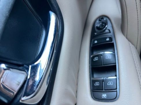 Certified 2022 Nissan Armada SL w/ Captain's Chairs Package image 25