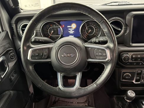 Used 2023 Jeep Wrangler Unlimited Sahara w/ Cold Weather Group AWD/4WD image 14