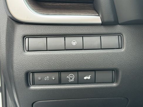 New 2026 Nissan Rogue Platinum AWD/4WD image 7