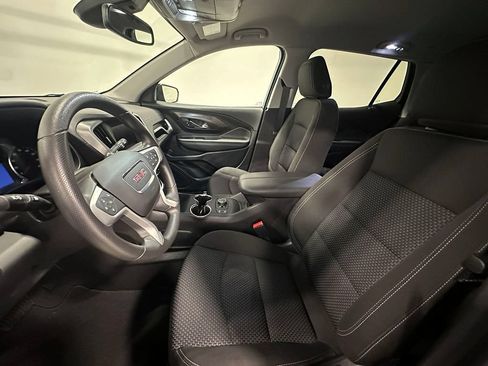 Used 2024 GMC Terrain SLE w/ Driver Convenience Package AWD/4WD image 3