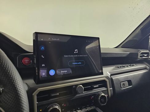 Used 2025 Toyota Tacoma 4x4 Double Cab Hybrid image 31