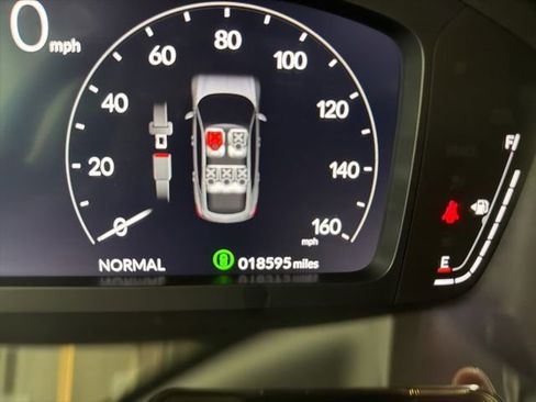 Used 2025 Acura Integra FWD image 31
