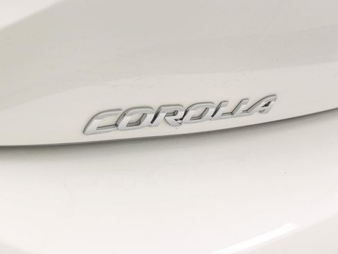 New 2026 Toyota Corolla SE image 10