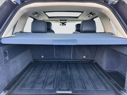 Used 2019 Land Rover Range Rover HSE image 22