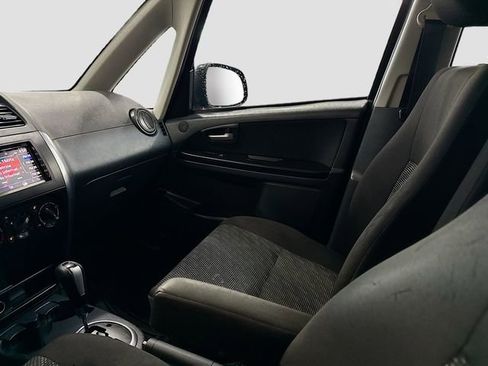 Used 2009 Suzuki SX4 AWD Hatchback image 20
