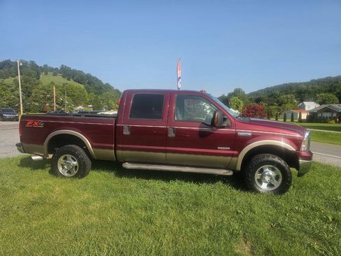 Used 2005 Ford F250 Lariat AWD/4WD image 4