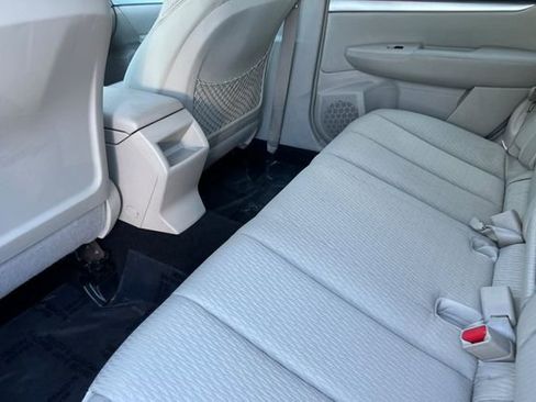 Used 2011 Subaru Outback 2.5i AWD/4WD image 13