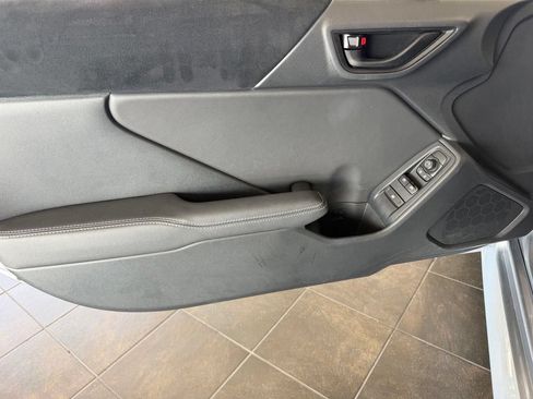 Used 2025 Toyota GR86 Premium RWD image 21