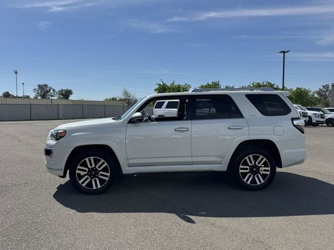 Used 2018 Toyota 4Runner Limited image 6