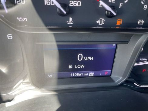 Used 2022 GMC Sierra 1500 AT4 image 12